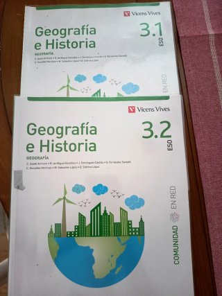 Libros de 3 de la eso del ies calderon