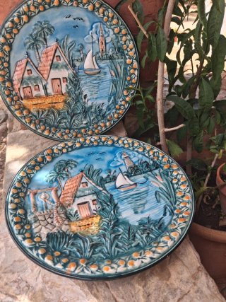 2 Platos Cerámica Decorativos