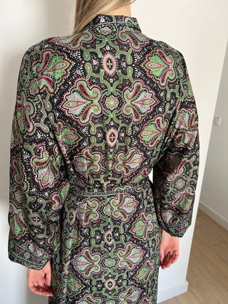 Kimono largo de seda estampado de mujer