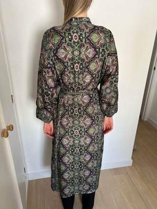 Kimono largo de seda estampado de mujer