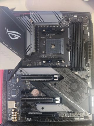 Placa Base ASUS ROG STRIX X570-E GAMING WIFI II