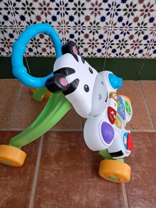 Andador correpasillos cebra Fisher-Price
