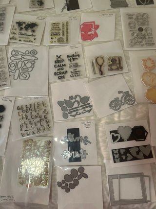 Troqueles y sellos scrapbooking multimarca