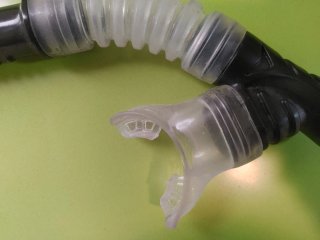 Respirador Intex Negro y Naranja