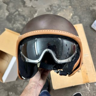 Casco Moto Vintage Laura Smith Marrón