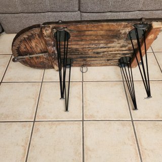 Trillo antiguo con tapa de metacrilato