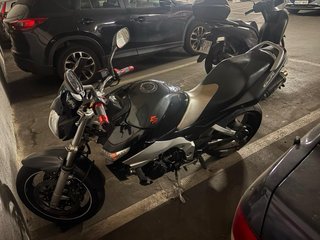 Suzuki GSR 600 Naked 2006