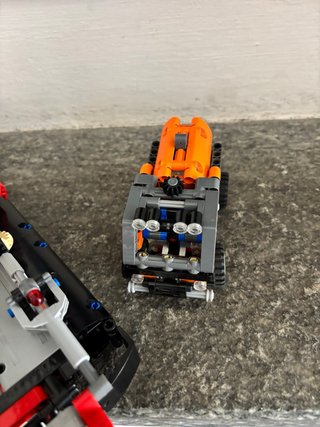 Lego Technic Hovercraft 42076