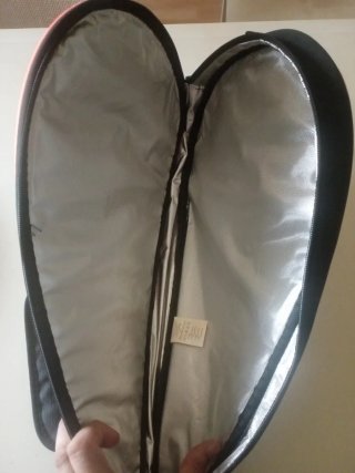 Pala de pádel NOX MP10 y funda Bullpadel