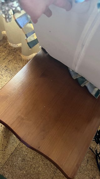 Mesa de comedor con 4 sillas