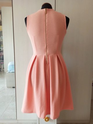 Abito rosa pesca