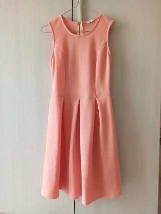Abito rosa pesca