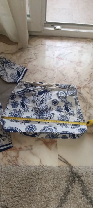 Camisola y bolso estampado paisley