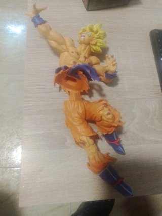 Figura Goku Super Saiyan