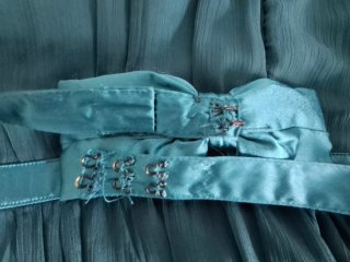 Vestido de ceremonia verde azulado