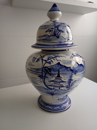 Jarrón Grande Porcelana Portuguesa Azul y Blanco