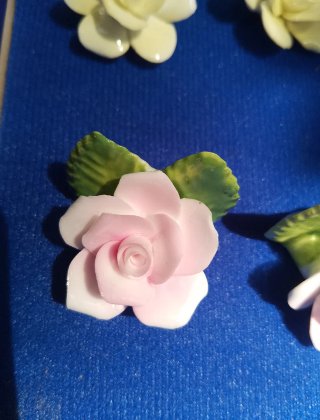 Segnaposto Roselline Porcellana Set 12