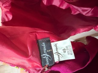 Conjunto fucsia falda y cuerpo talla 42