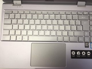E639995-0 PC PORTATIL MEDION S4401