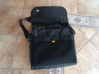 Maletín HP para portátil negro