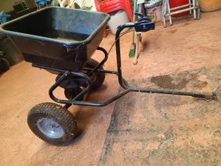 Abonadora para tractor, cortacésped o ATV