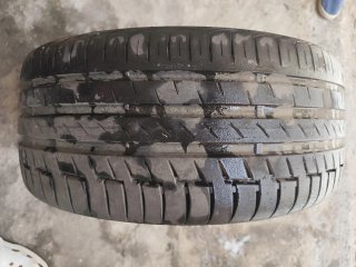 Neumático 225/40R18 continental