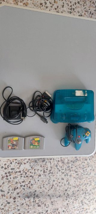 Nintendo 64 verde + 2 Juegos