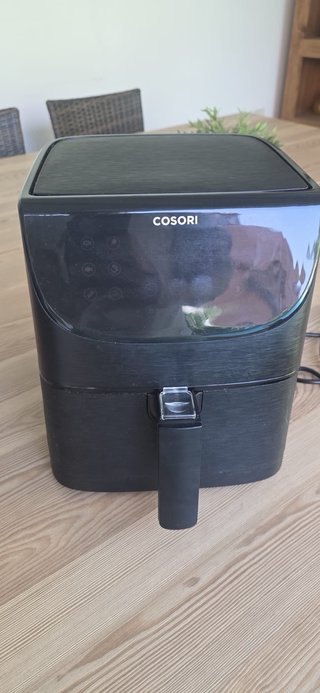 Freidora de aire Cosori negra