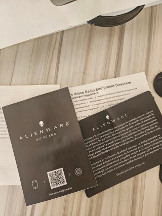 Alienware m17 R5 17,3 Ryzen 7 32GB RTX