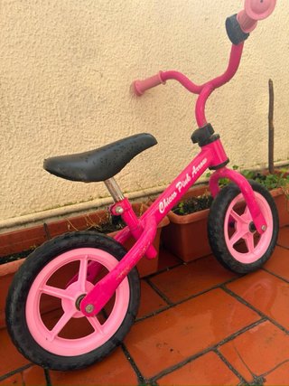 Bici sin pedales rosa Chicco