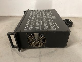 Amplificador Peavey CS-400 Stereo