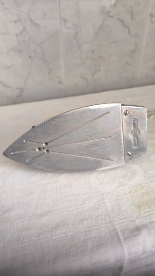 Plancha GB Modelo 1601-500