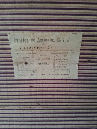 Cofre de Inmigrante Antiguo (aprox. 1900)