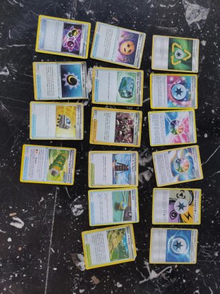 Cartas Pokémon: Energía y Entrenador