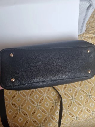 Bolso Tote Guess Negro