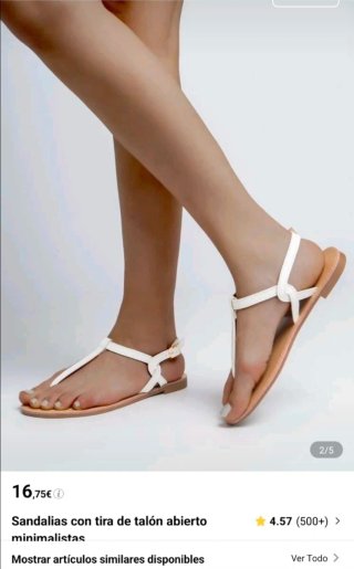 Sandalias planas beige y blancas