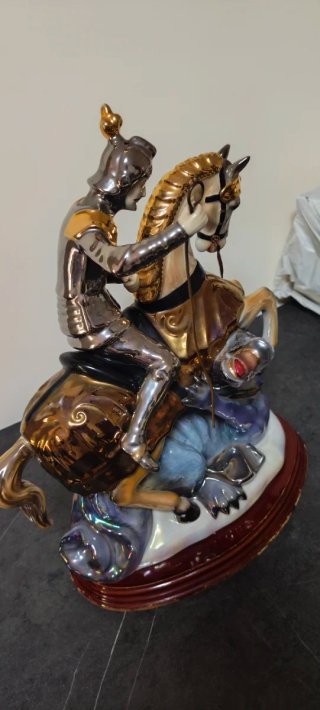 Figura Sant Jordi a Caballo