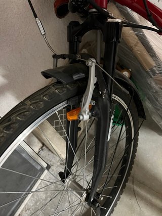 Bicicleta BTWIN Roja híbrida