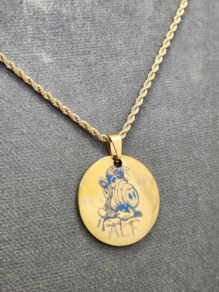 Medalla Alf Acero Quirúrgico Chapado Oro