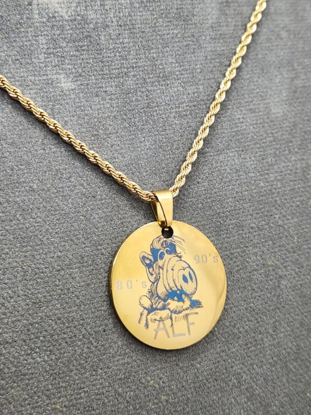 Medalla Alf Acero Quirúrgico Chapado Oro