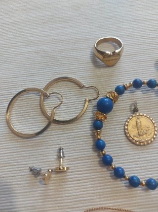 Set bigiotteria blu e oro