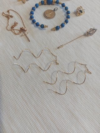 Set bigiotteria blu e oro