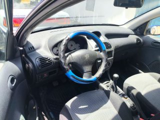 Peugeot 206 2004