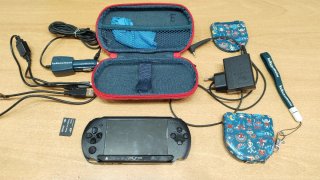 Sony PSP-E1004 Negra