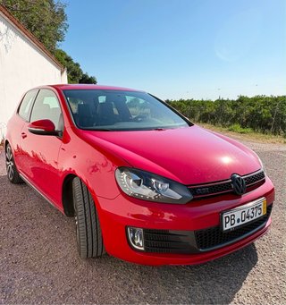 Volkswagen Golf edicion adidas