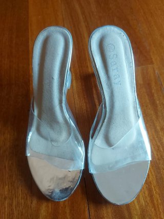 Tacones transparentes talla 35