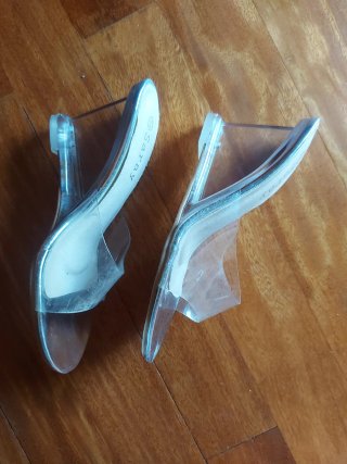 Tacones transparentes talla 35
