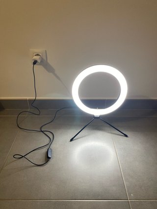 Aro de luz LED nuevo con trípode