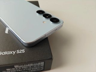 Samsung S25 Celeste 128GB + Funda