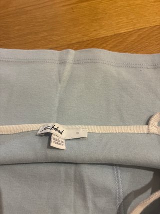 Top tirantes con encaje